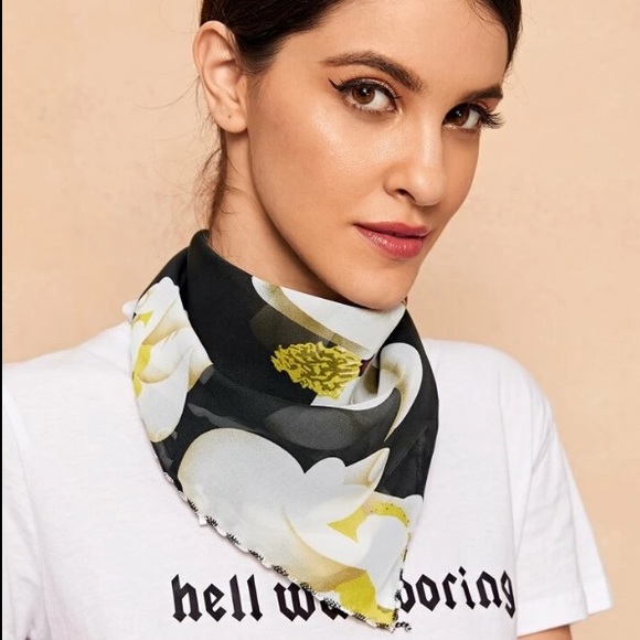 🌶LAST 2!!! NWT! Floral Chiffon Face Covering - Picture 3 of 3